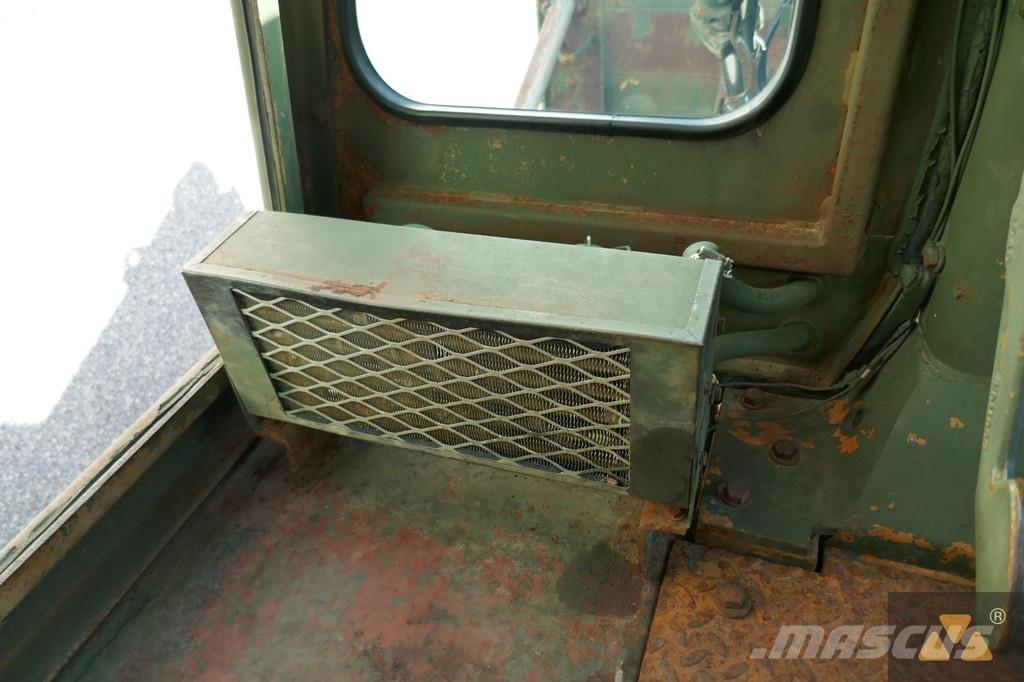 CAT D7G Ex-army Bulldozer på larvebånd