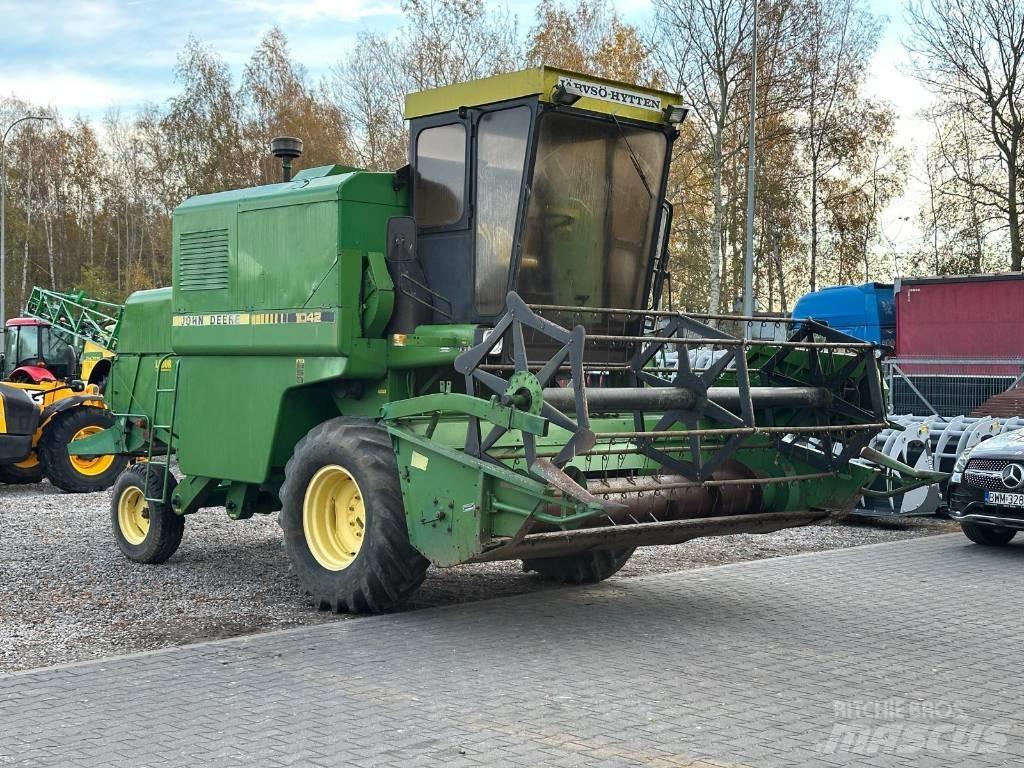 John Deere 1042 Mejetærskere