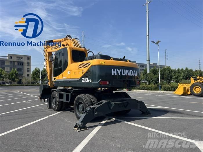 Hyundai R210W-9 Gravemaskiner på hjul