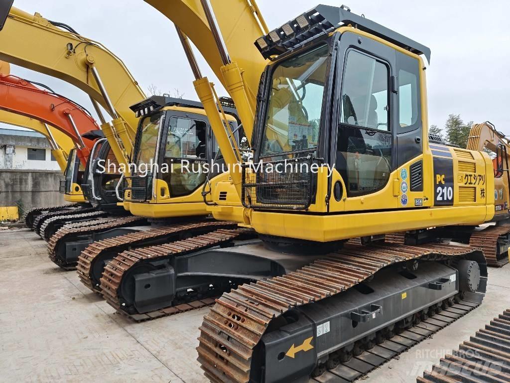 Komatsu PC210-8 Gravemaskiner på larvebånd