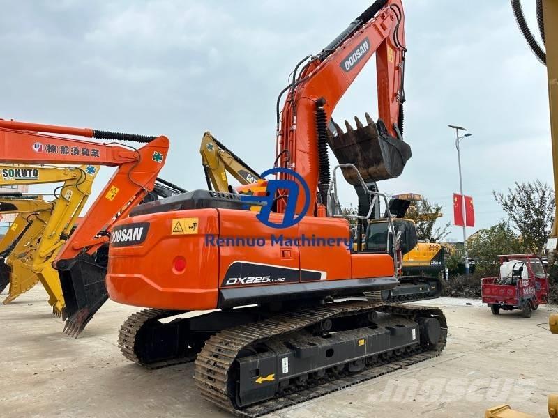 Doosan DX 225 LC-9C Gravemaskiner på larvebånd