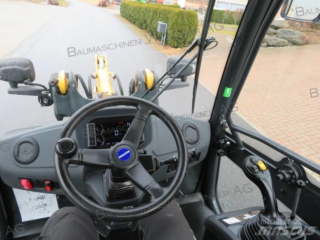 Komatsu WA 70M Læssemaskiner på hjul