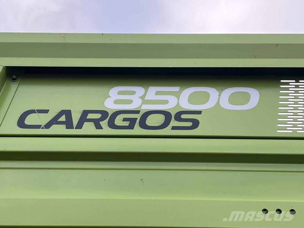 CLAAS CARGOS 8500 Selvlæssende vogne