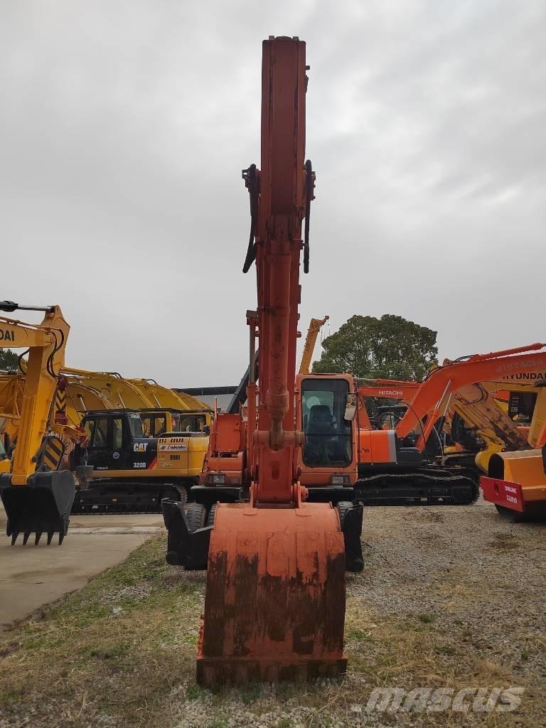 Doosan DH 210 W-7 Gravemaskiner på hjul