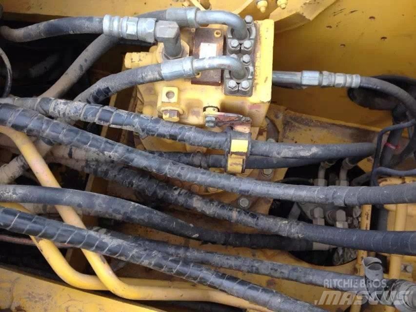 Komatsu pc220-7 Gravemaskiner på larvebånd