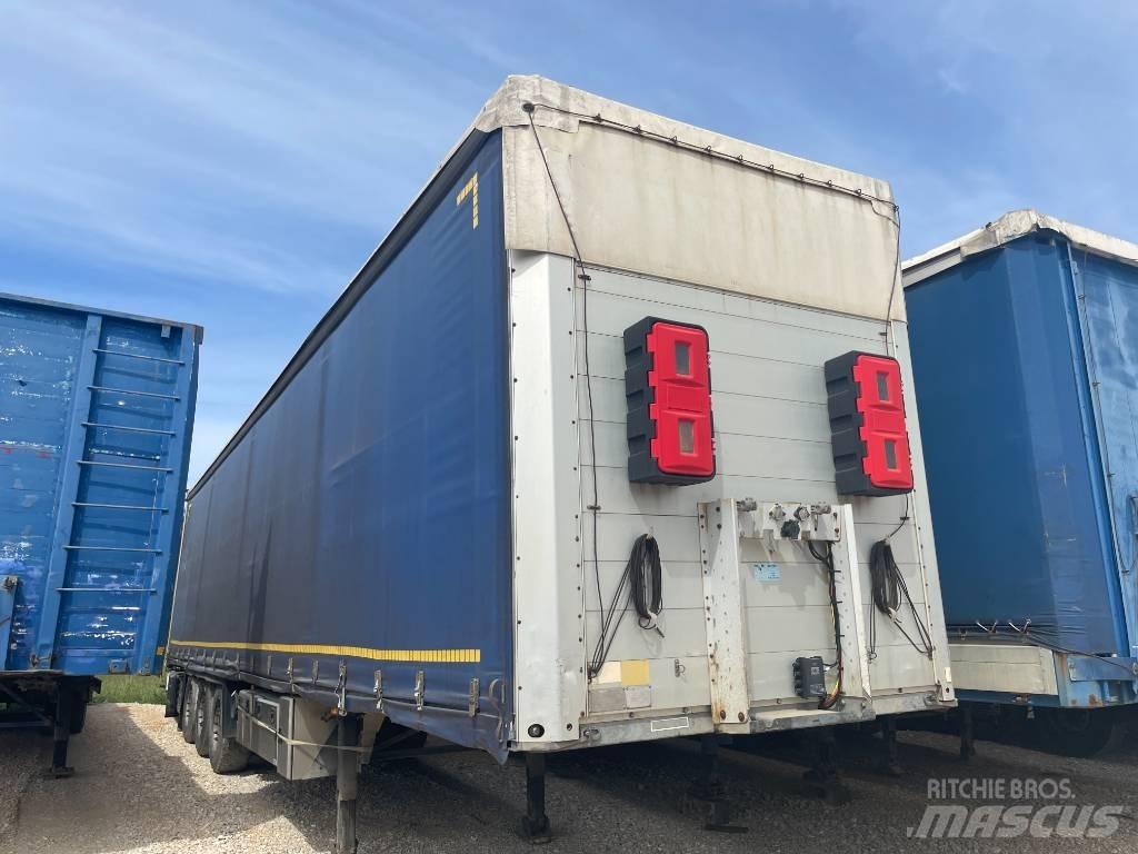 Schmitz S 01 Semi-trailer med fast kasse