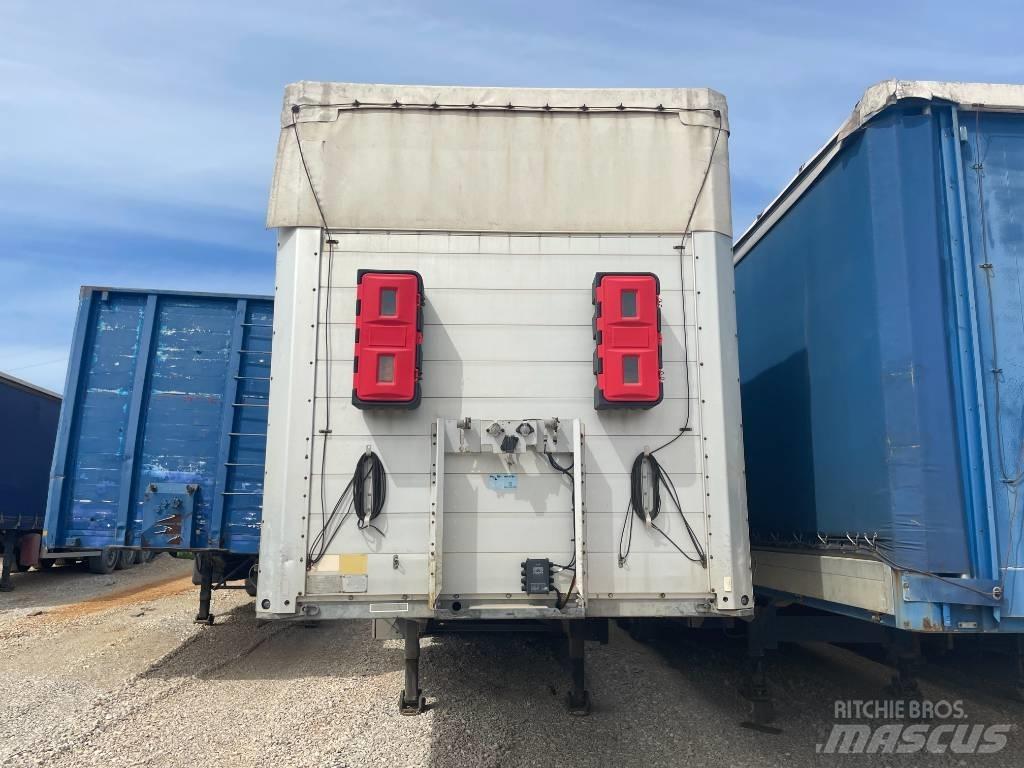 Schmitz S 01 Semi-trailer med fast kasse