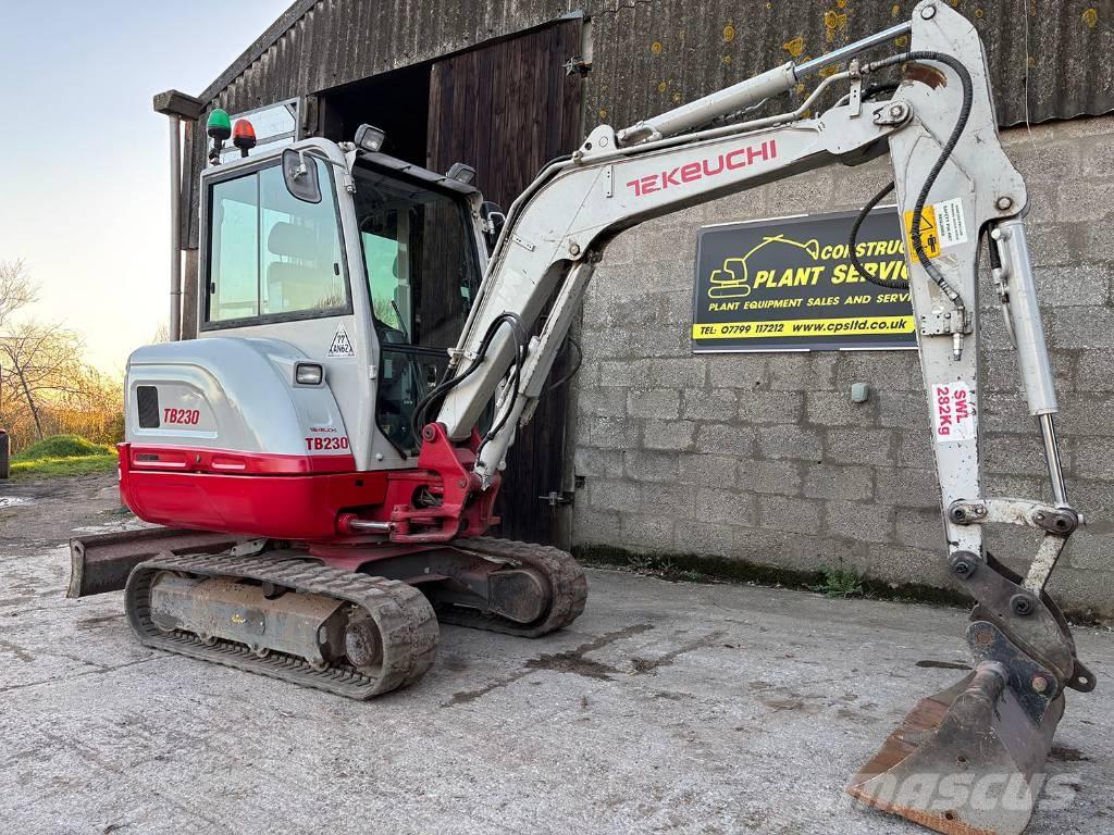Takeuchi TB 230 Minigravemaskiner