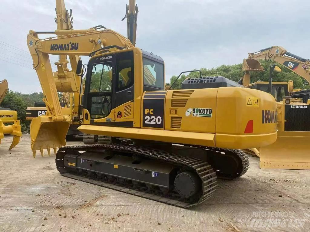 Komatsu PC220LC-8 Gravemaskiner på larvebånd
