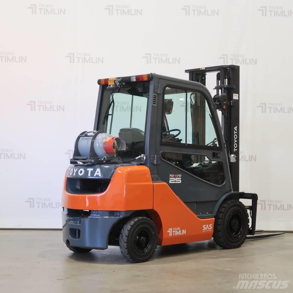 Toyota 02-8FGF25 LPG gaffeltrucks