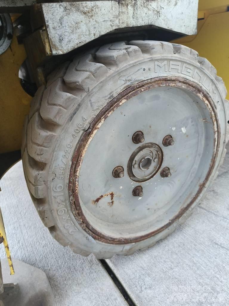 PB PB 225-12 ES Saxlifte
