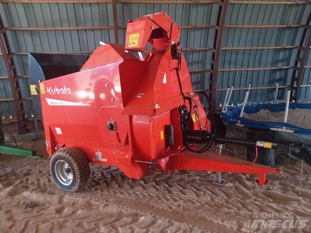 Kubota BC 1300 PRO Balleskærere og -stablere