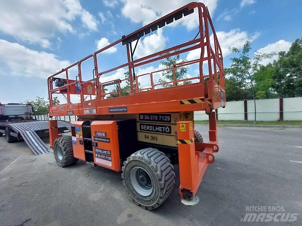 JLG 330 LRT Saxlifte