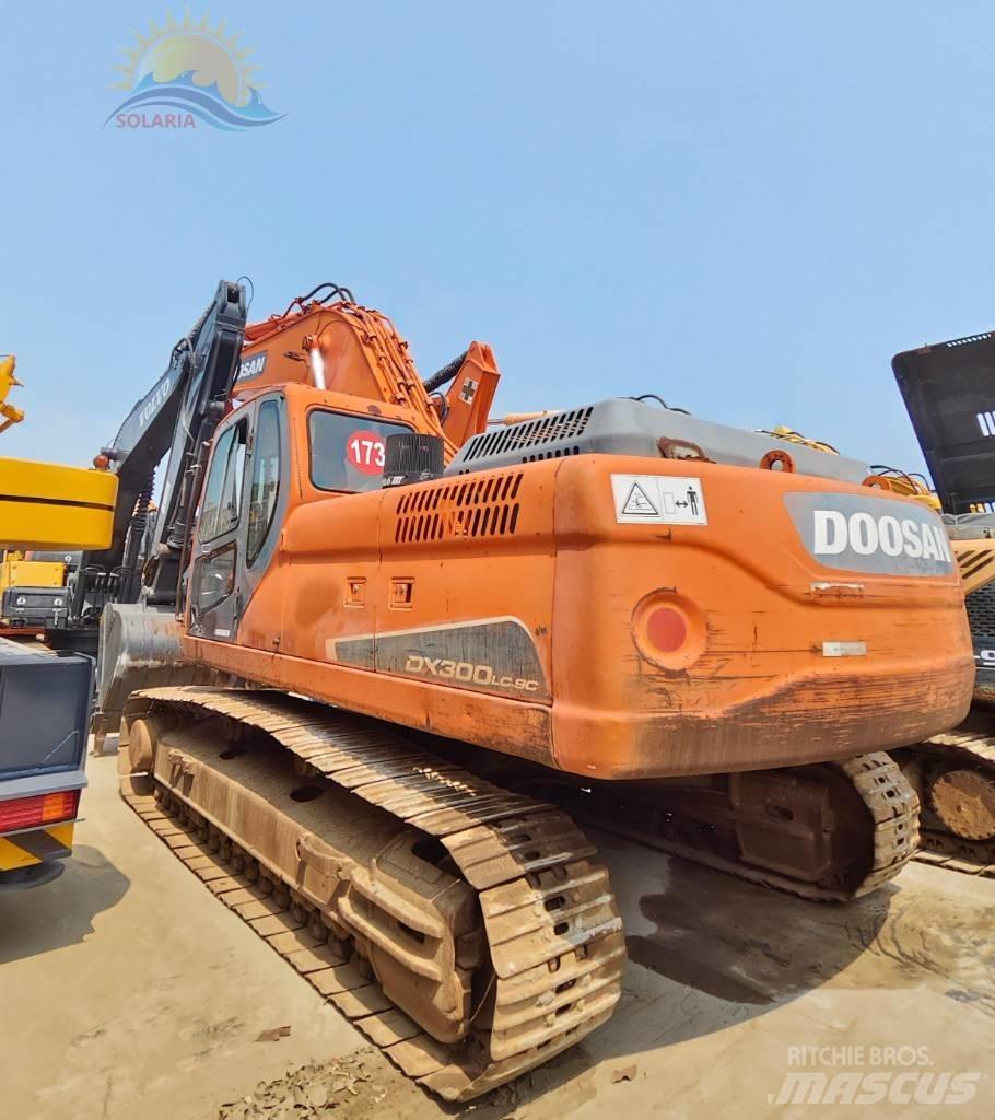 Doosan DX 300 LC Gravemaskiner på larvebånd