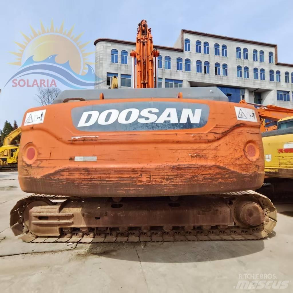 Doosan DX 300 LC Gravemaskiner på larvebånd