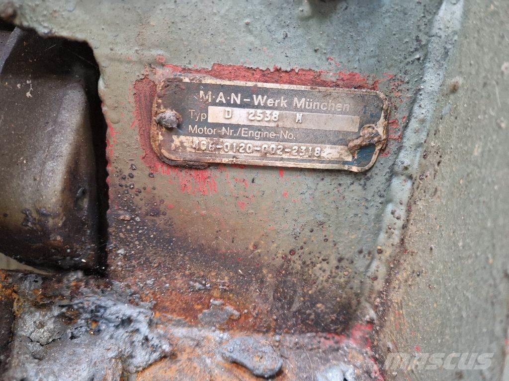 MAN D2538M Motorer