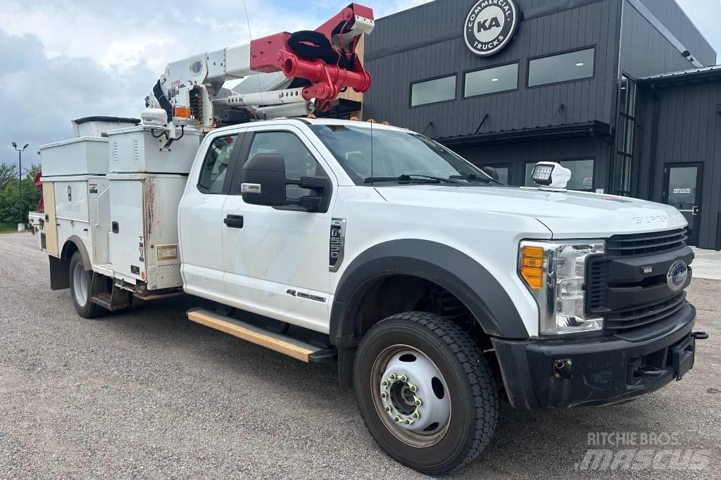 Ford F 550 XL SD Lastbilmonterede lifte