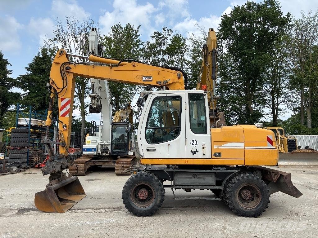 Liebherr A316 Gravemaskiner på hjul