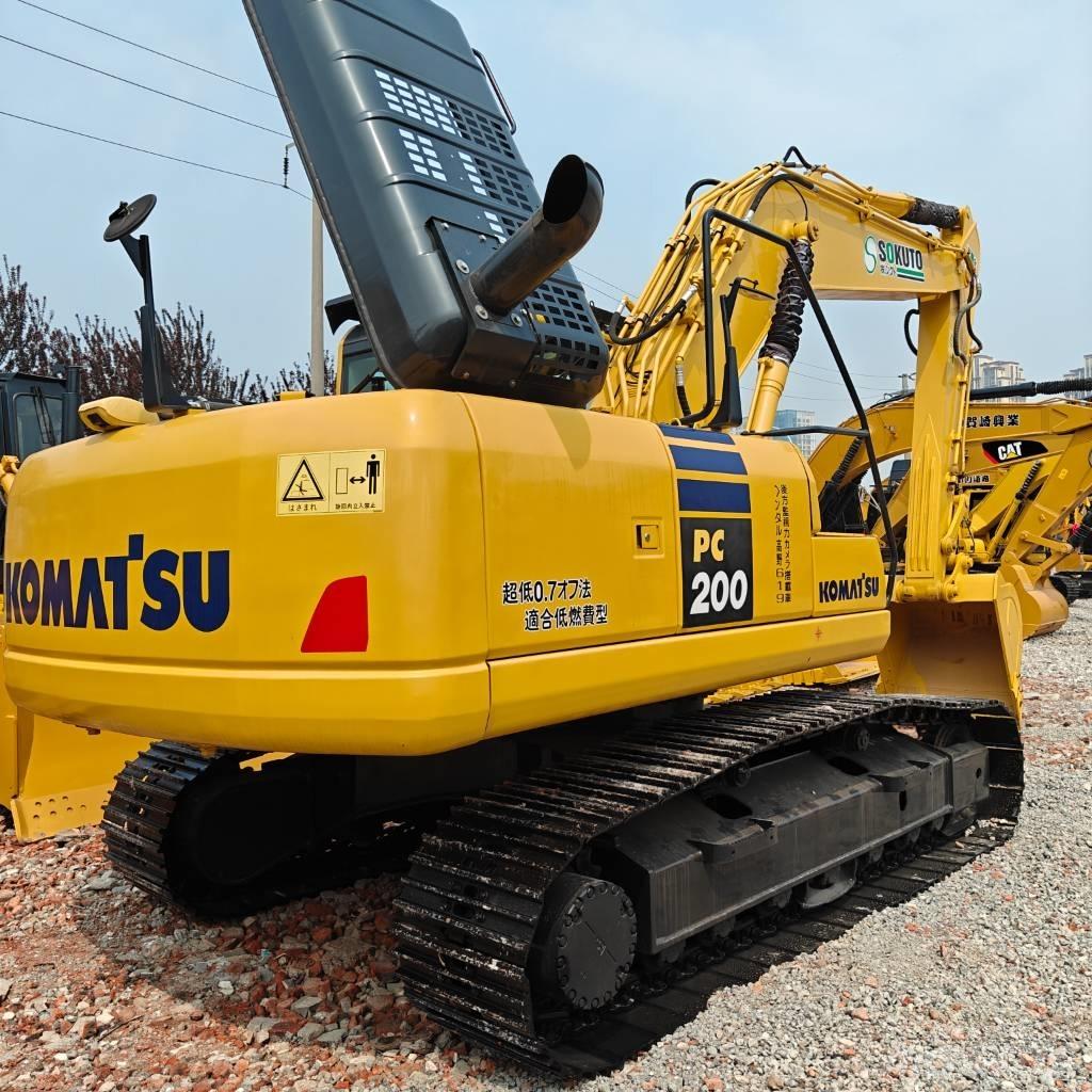 Komatsu 200-8 Gravemaskiner på larvebånd