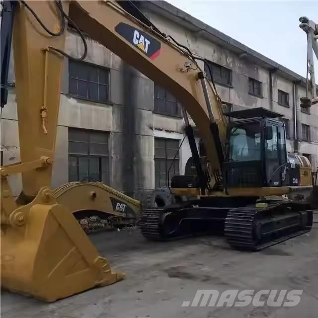 CAT 324 D Gravemaskiner på larvebånd