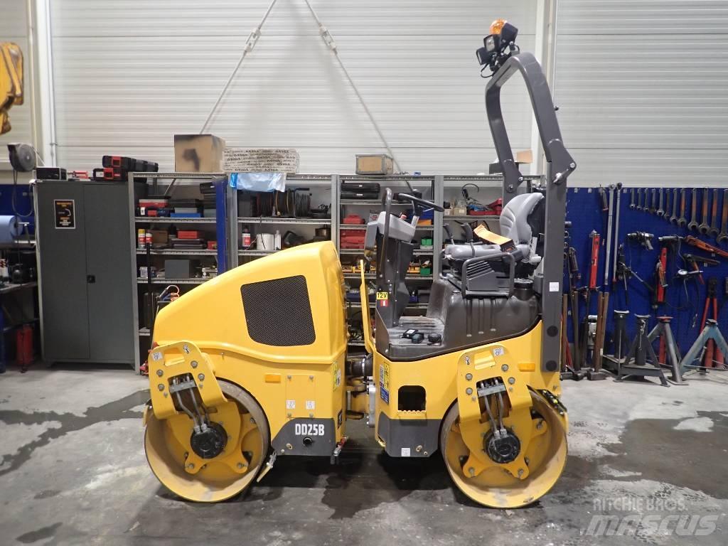 Volvo DD25B Tvilling tromle