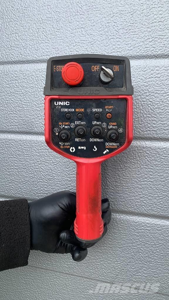 Unic URW 295 Minikraner