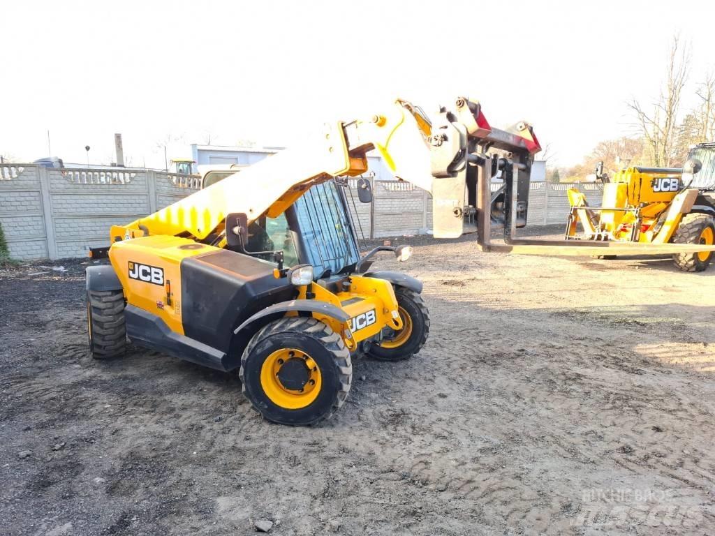 JCB 525-60 Teleskoplæssere