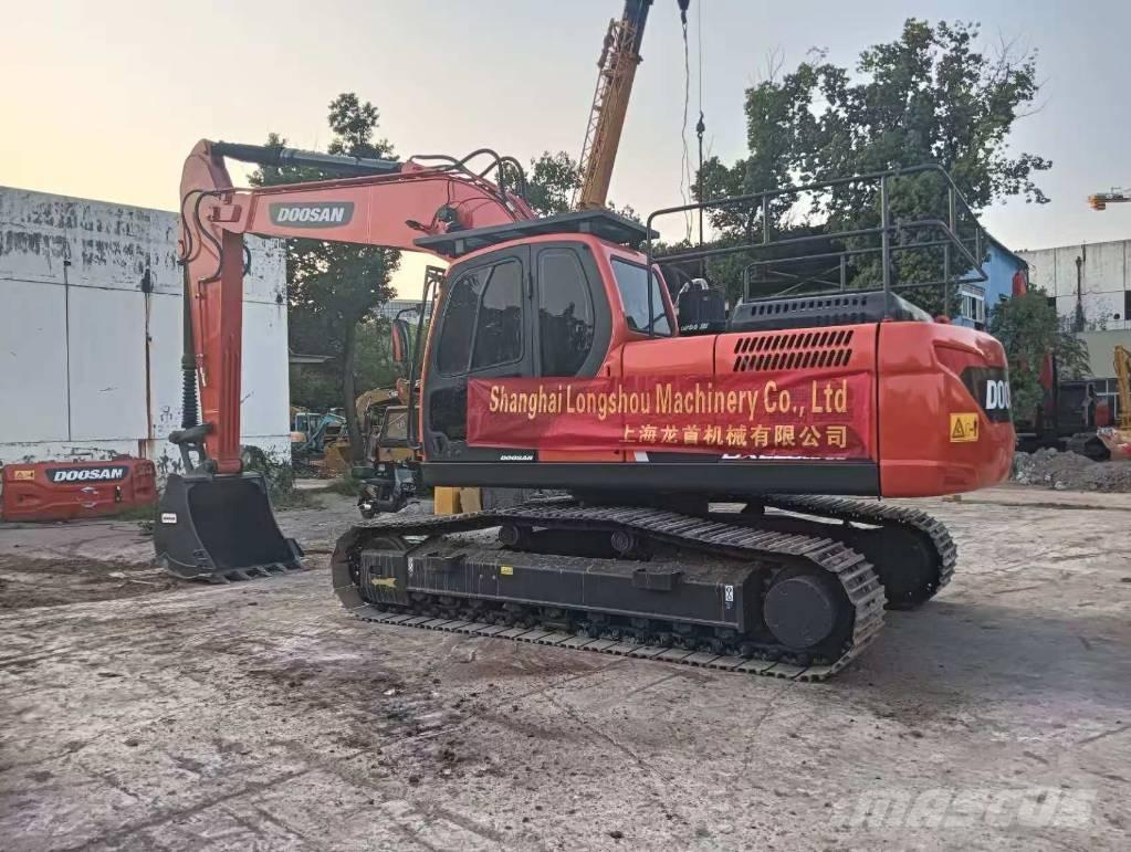 Doosan DX 225 LC-9C Gravemaskiner på larvebånd