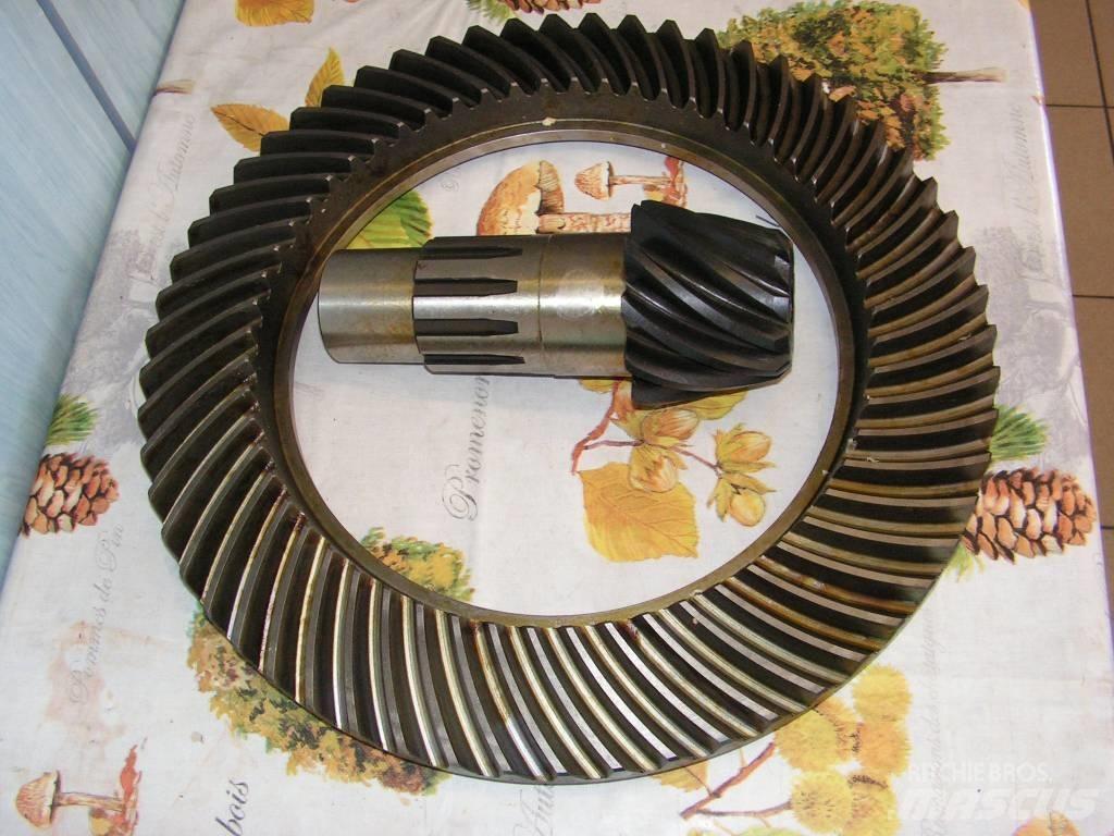 John Deere 4955 Gear