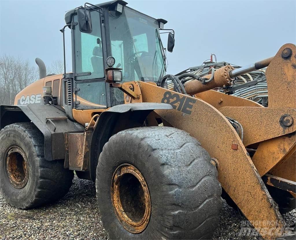 Case IH 821E Læssemaskiner på hjul