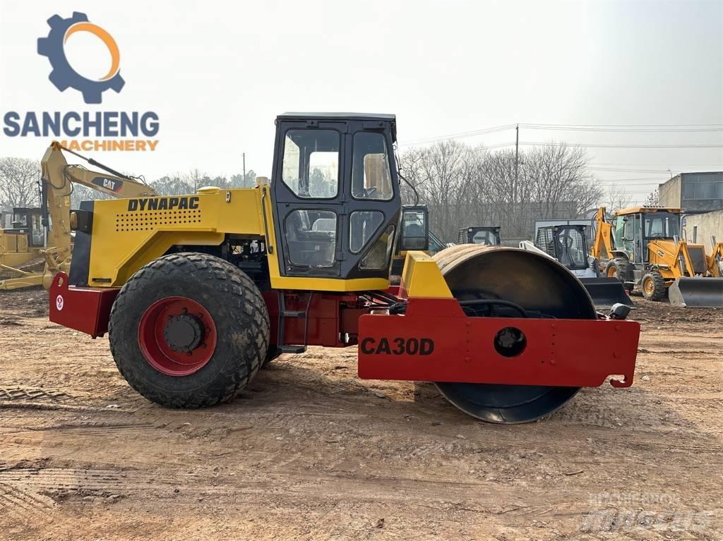 Dynapac CA 30 D Enkelt tromle