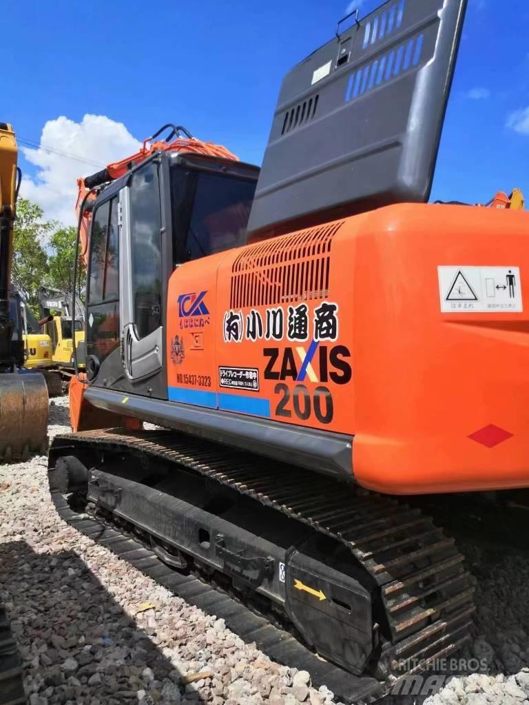 Hitachi ZX200 Gravemaskiner på larvebånd
