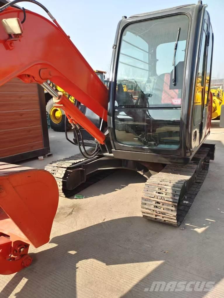 Hitachi ZX 60 Minigravemaskiner