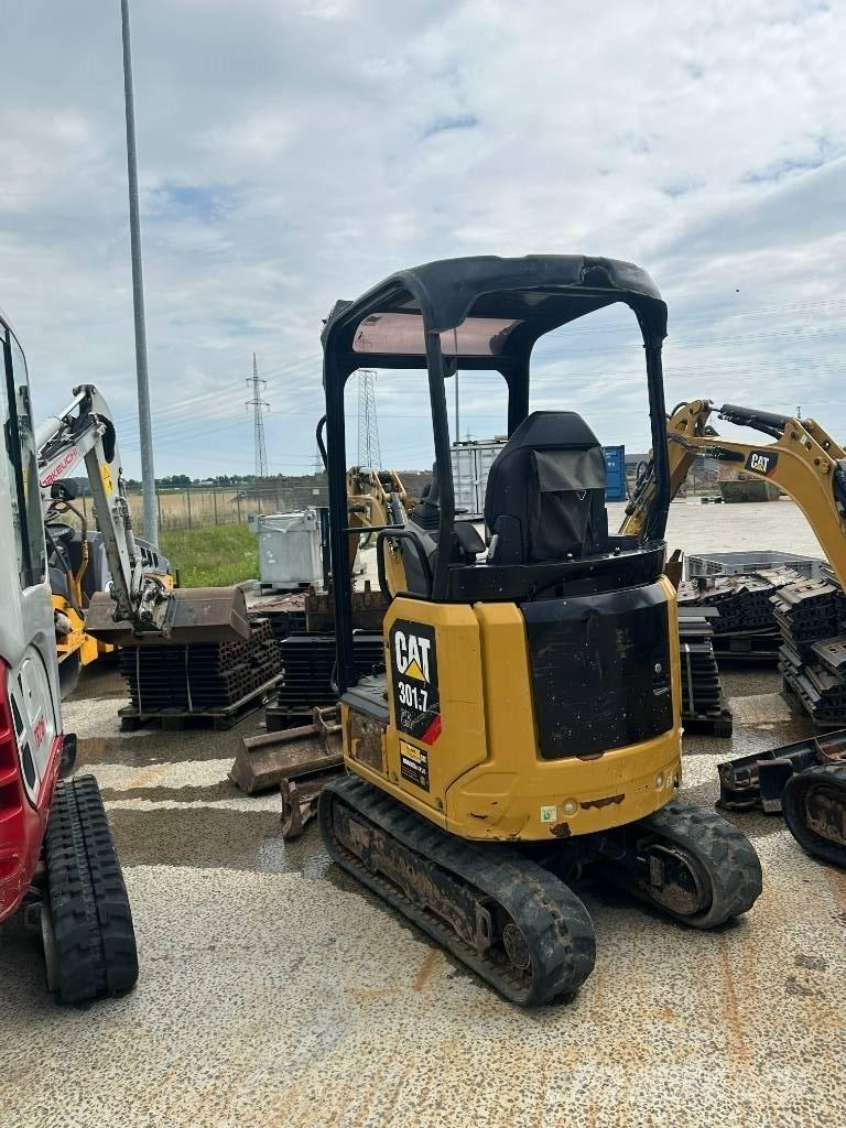 CAT 301.7 Minigravemaskiner