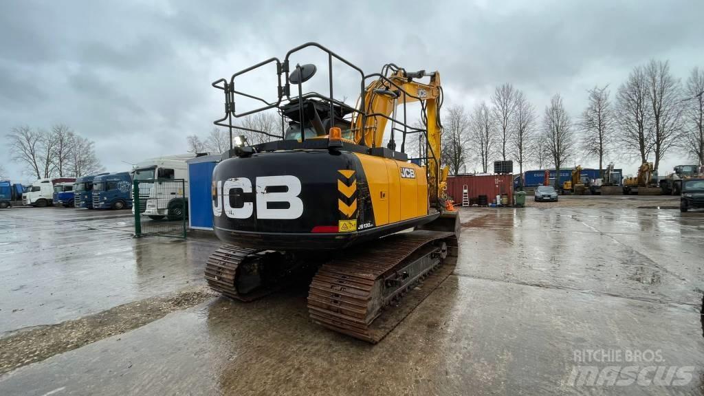 JCB JS 130 LC Gravemaskiner på larvebånd