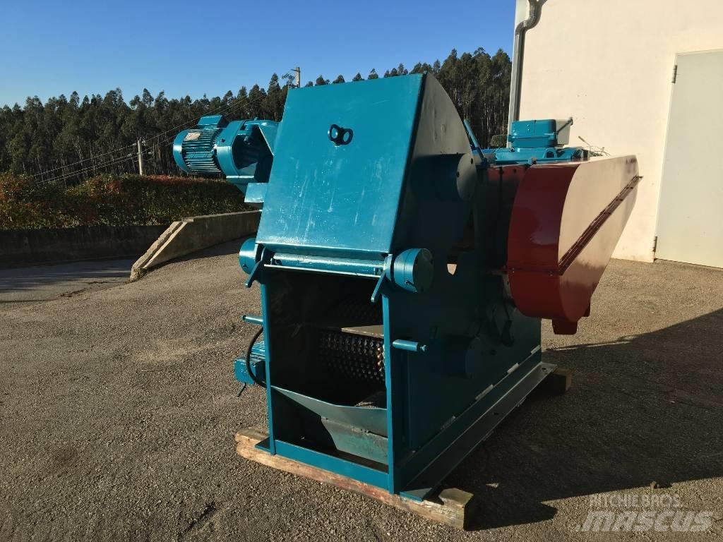 Haas HTH200X400(500) Buskryddere / Grenknusere