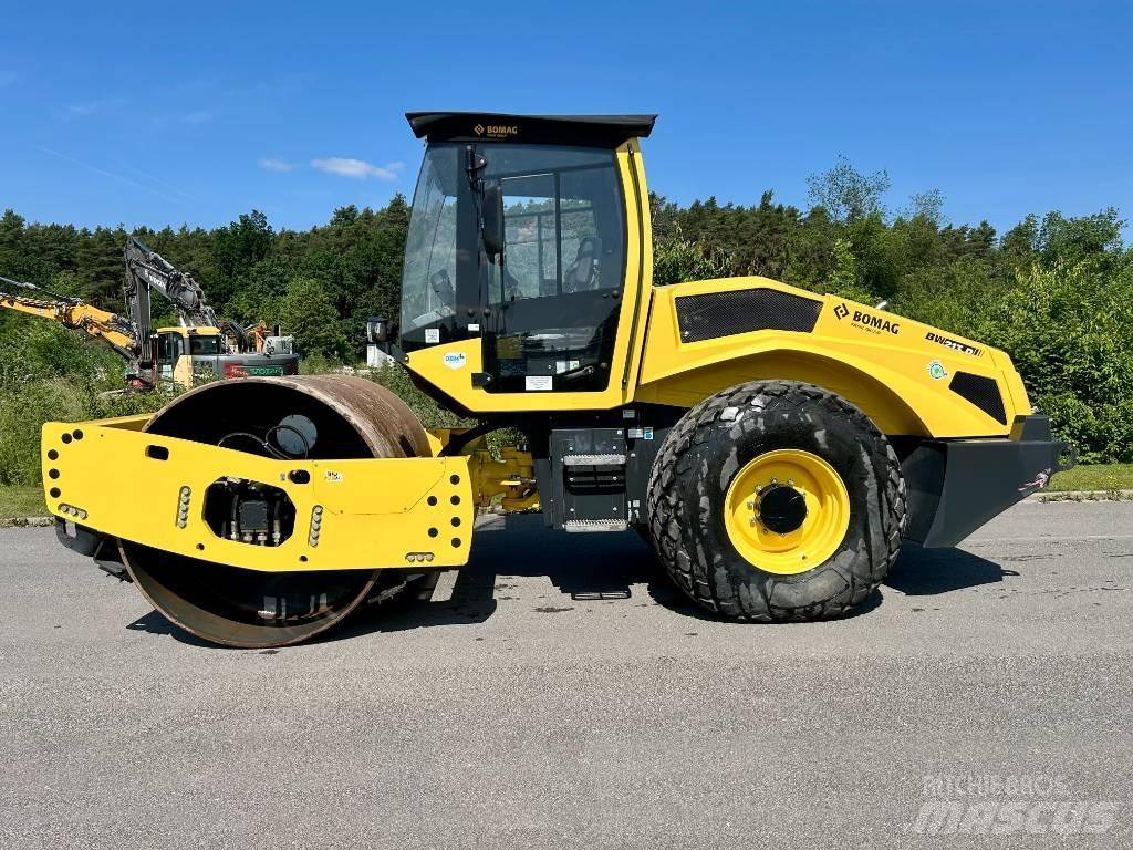 Bomag BW 213 D-5 Andre tromler