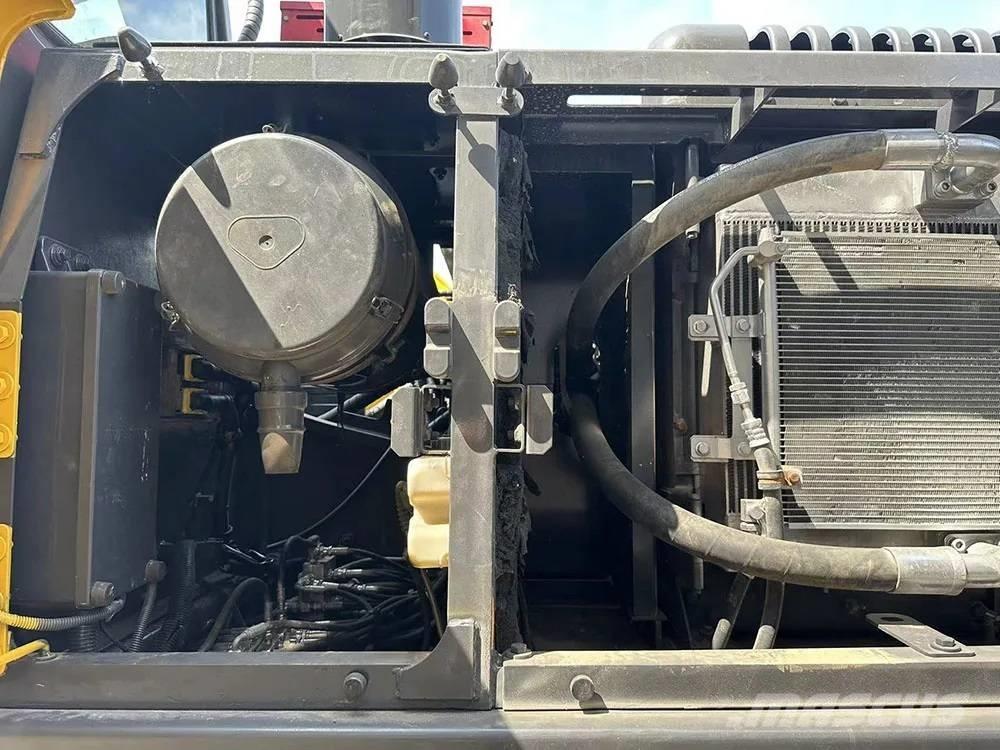 Volvo EC240D Gravemaskiner på larvebånd