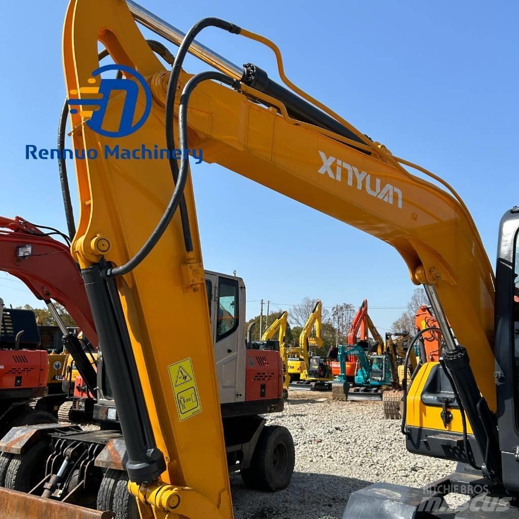 Xinyuan C75W Gravemaskiner på hjul