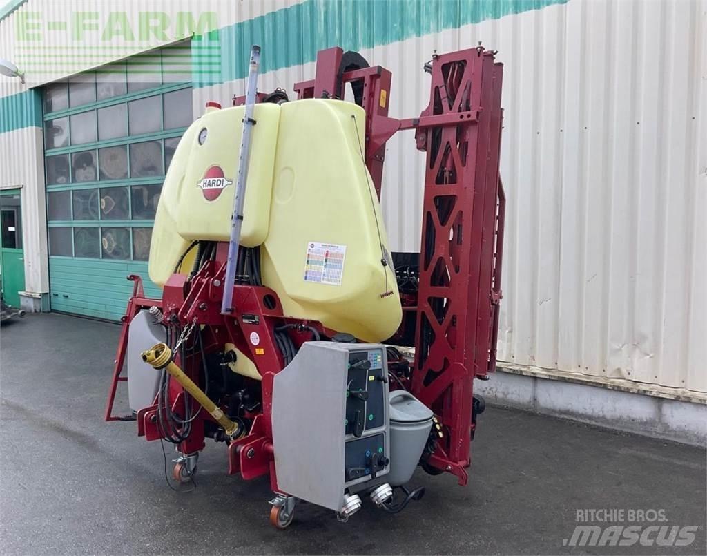 Hardi MEGA 1200 Trailersprøjter