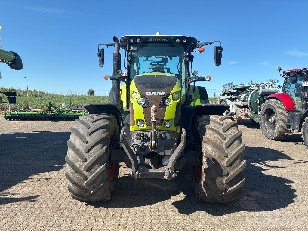 CLAAS AXION 830 CIS+ Traktorer