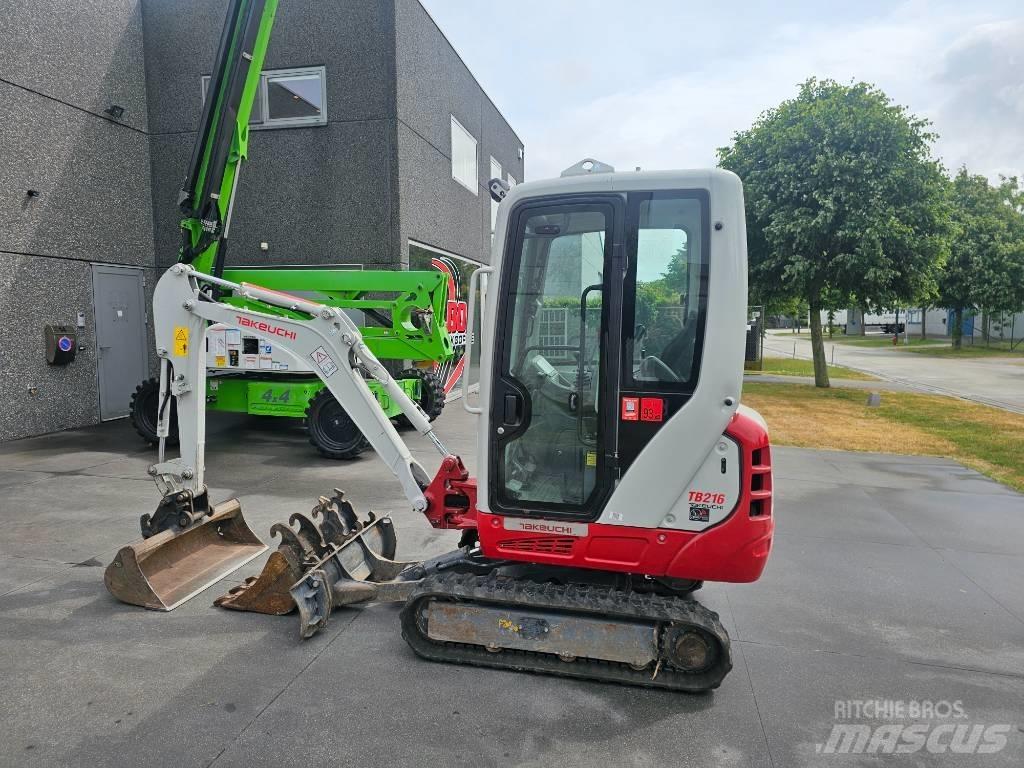 Takeuchi TB 216 Minigravemaskiner