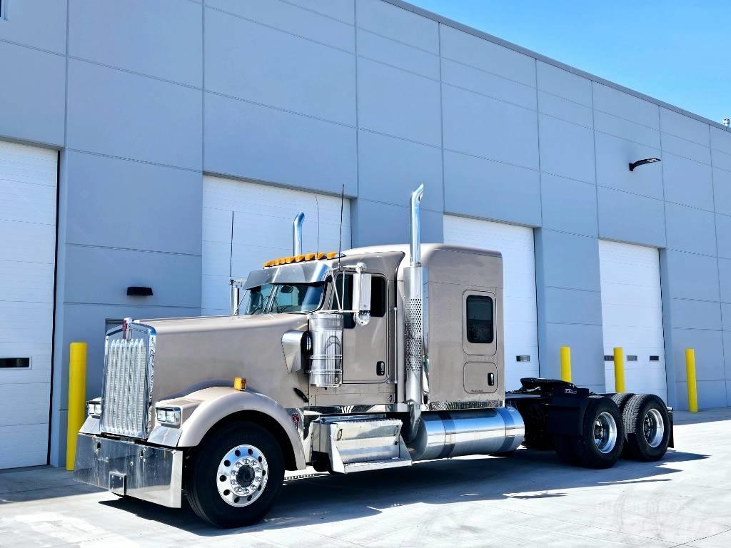 Kenworth W 900 Trækkere