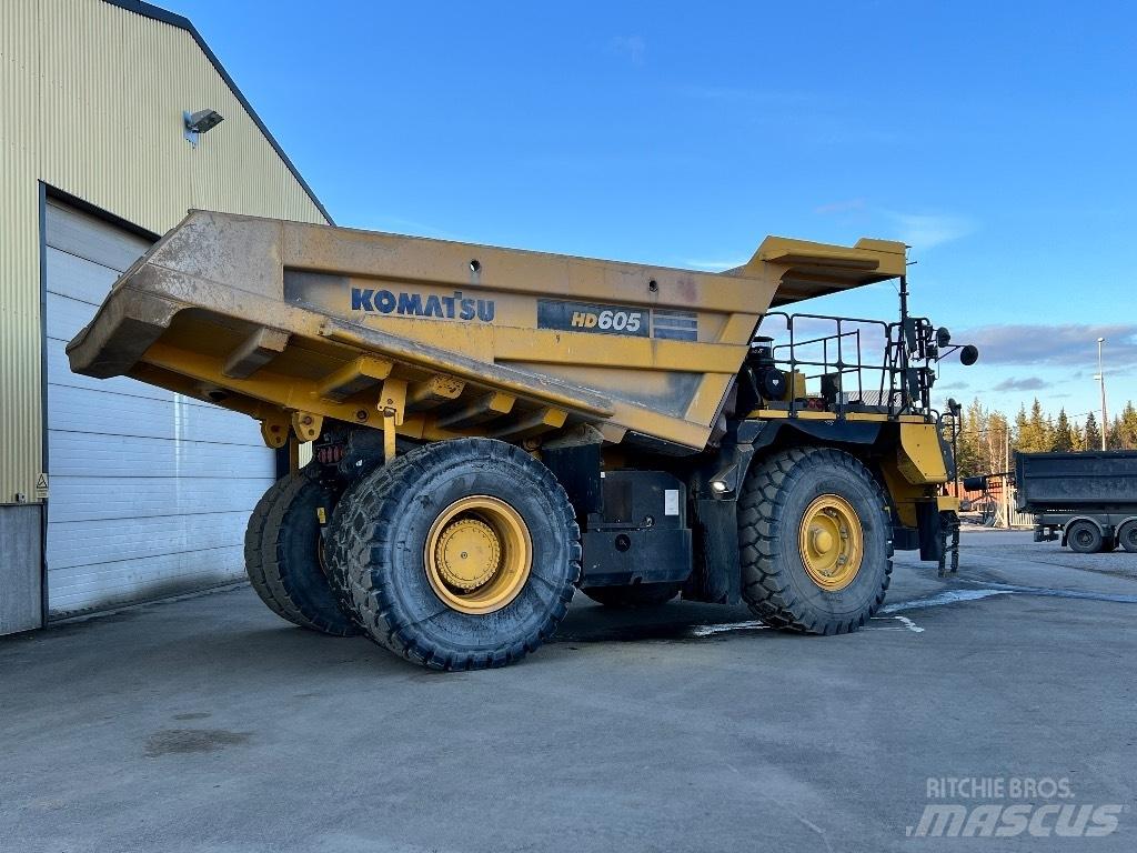 Komatsu 605-8 Knækstyrede dumpere
