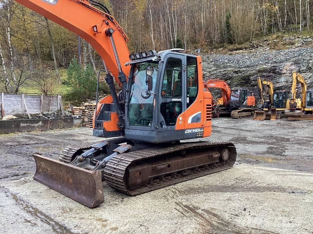 Doosan DX140LCR-5 Gravemaskiner på larvebånd