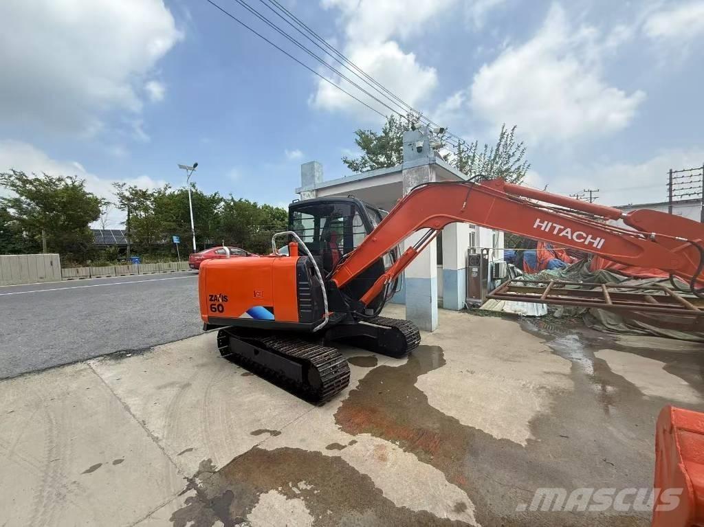 Hitachi Zaxis 60 Gravemaskiner på larvebånd