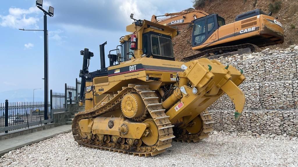 CAT D 9 N Bulldozer på larvebånd