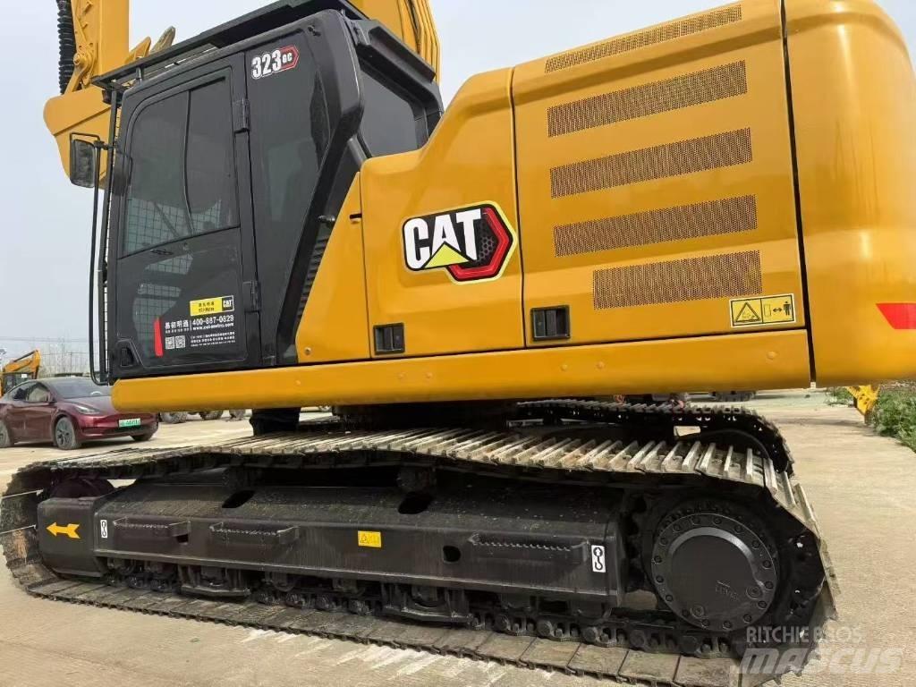 CAT 323GC Gravemaskiner på larvebånd
