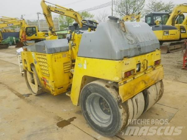 Sakai TW500 Enkelt tromle