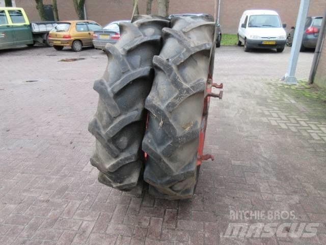 Goodyear 13.6/36 Hjul, Dæk og Fælge